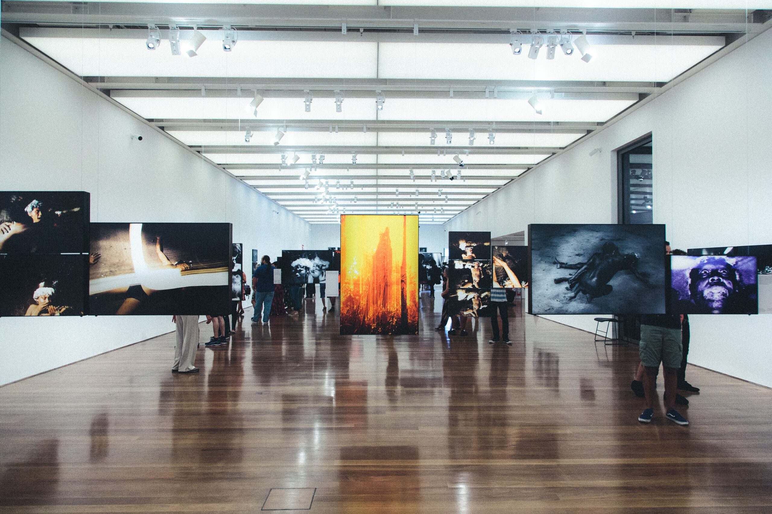 Exhibition-Gallery-Displays