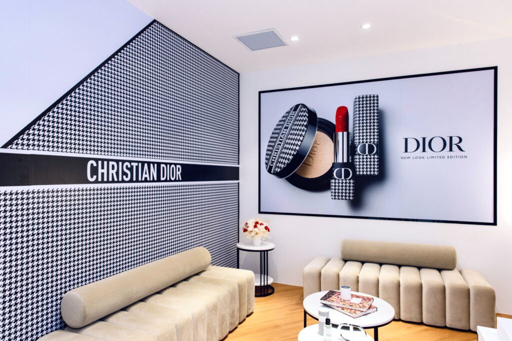 Dior-New-Look-Collection-2022-waiting-area