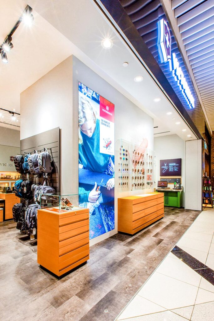 Victorinox-Retail-Store-Interior-Design