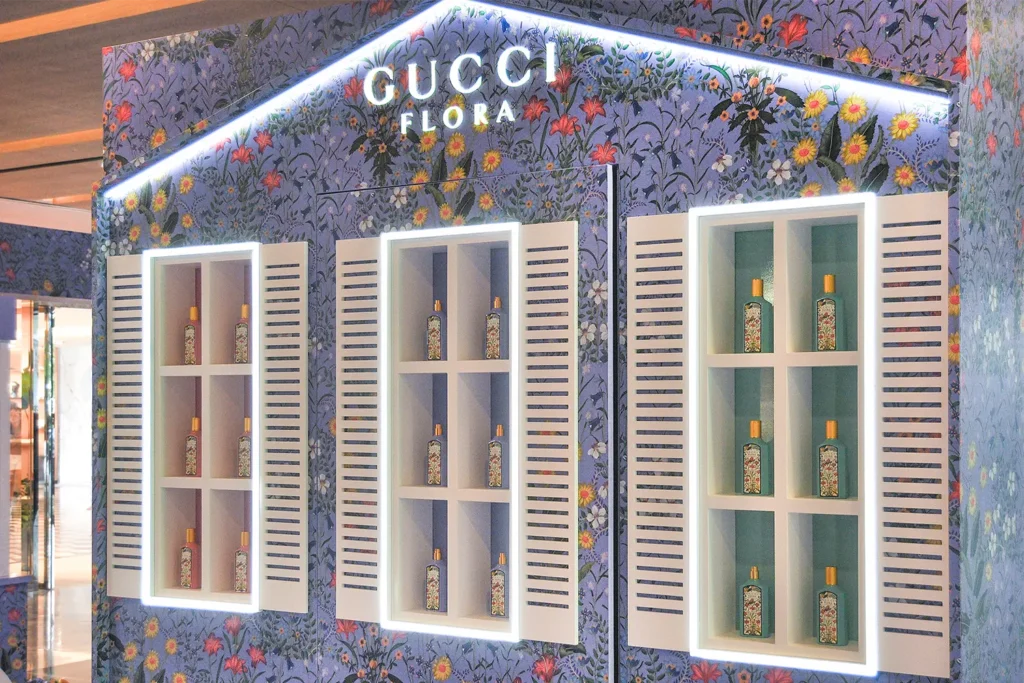 Gucci Flora Gorgeous Magnolia Pop-Up Facade Product Display Close-Up