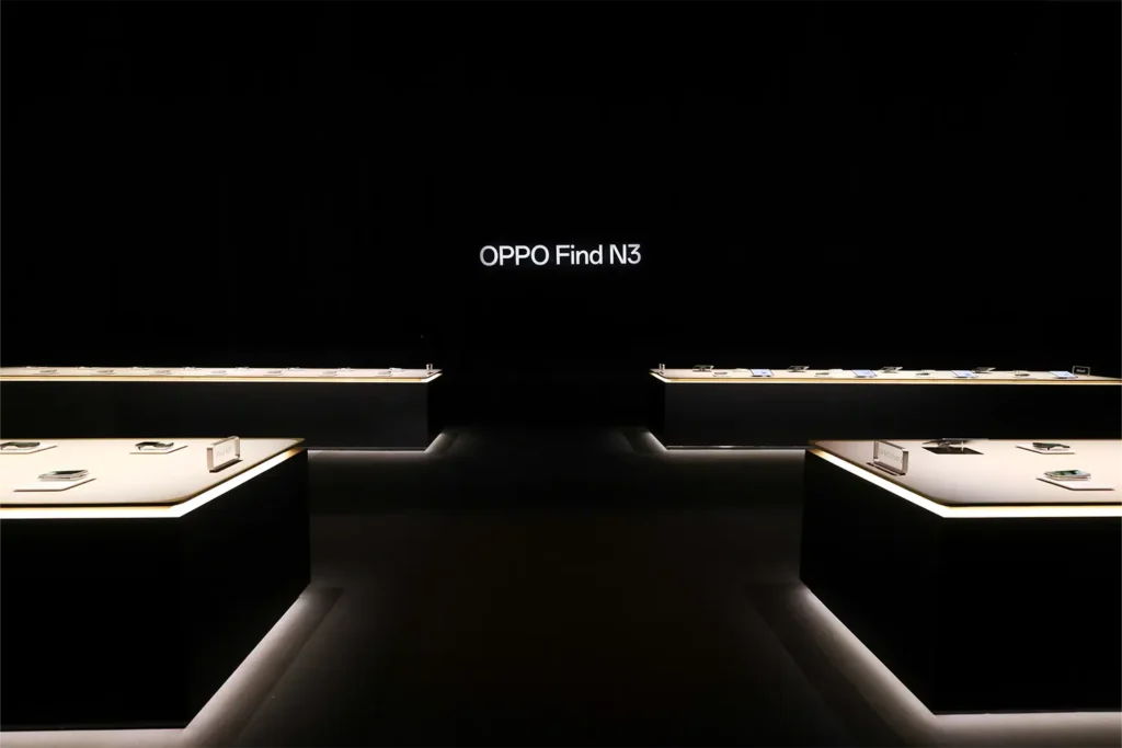 OPPO Find N3 and Find N3 Flip Global Launch Product Display