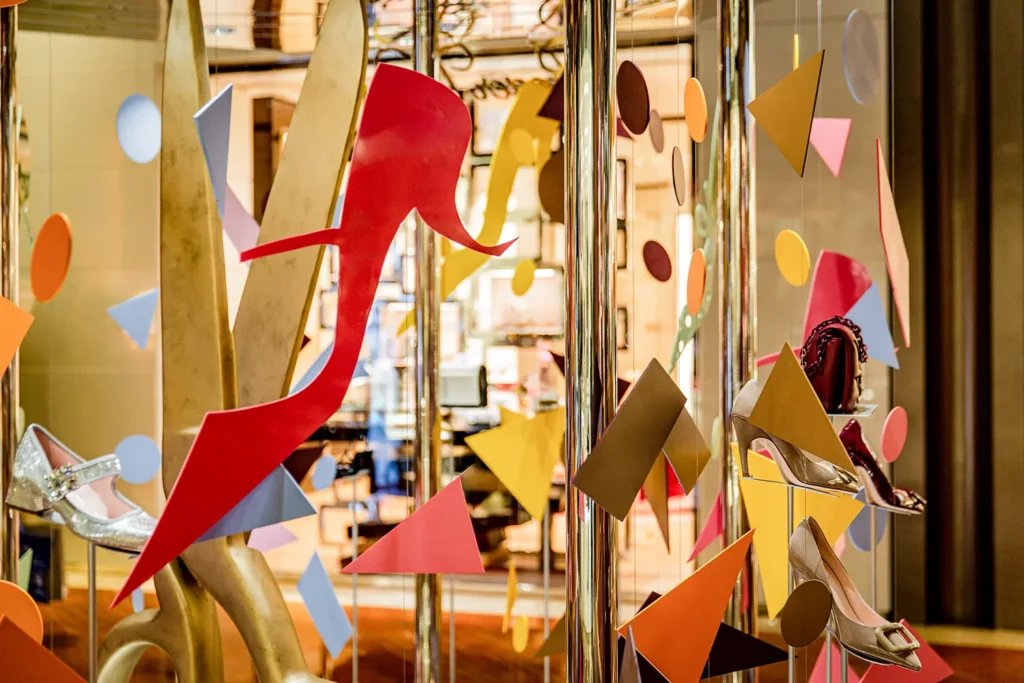 Roger Vivier Pop-Up Display