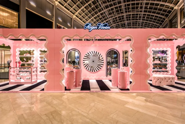 Roger Vivier 'VIVIER OP-TICAL' pop-up