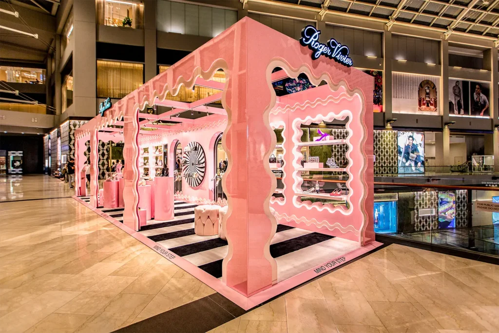 Roger Vivier 'VIVIER OP-TICAL' Retail Fit-Out Interior