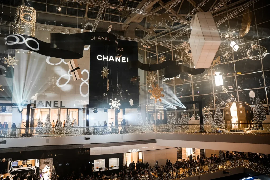 Marina Bay Sands Christmas Light-Up CHANEL Winter Tale Installation Light Show