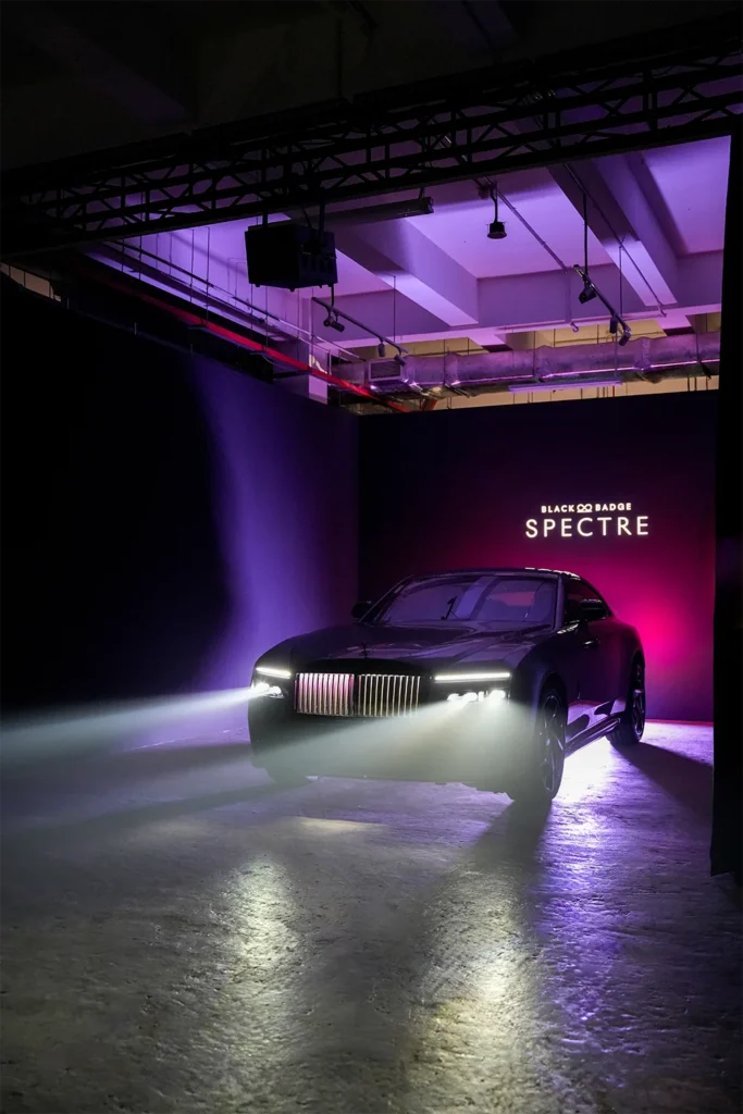 Rolls-Royce Black Badge Spectre New Bahru Event