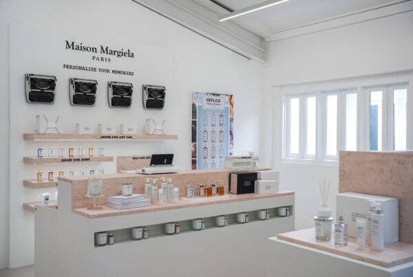Miss Dior Gallery experiential pop-up exhibition.