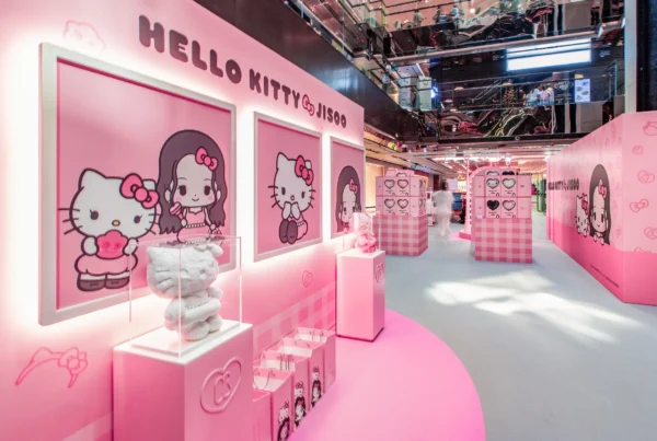 Hello Kitty x Jisoo