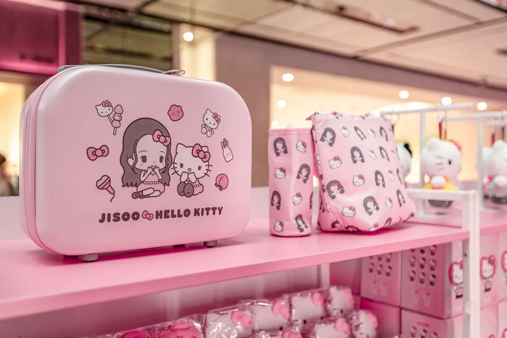 Hello Kitty X Jisoo - Merch Close-Up