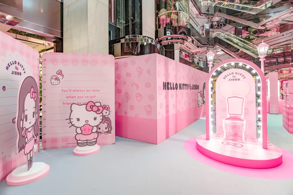Hello Kitty X Jisoo - Chair & Diary