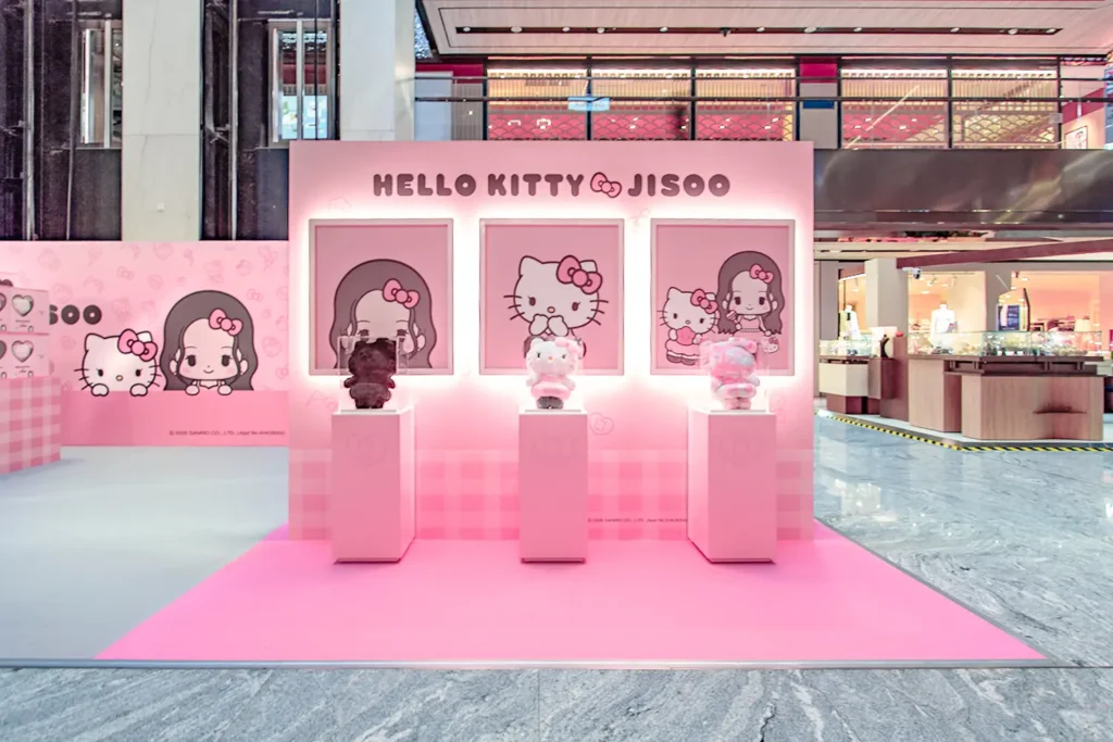 Hello Kitty X Jisoo - Display Podiums