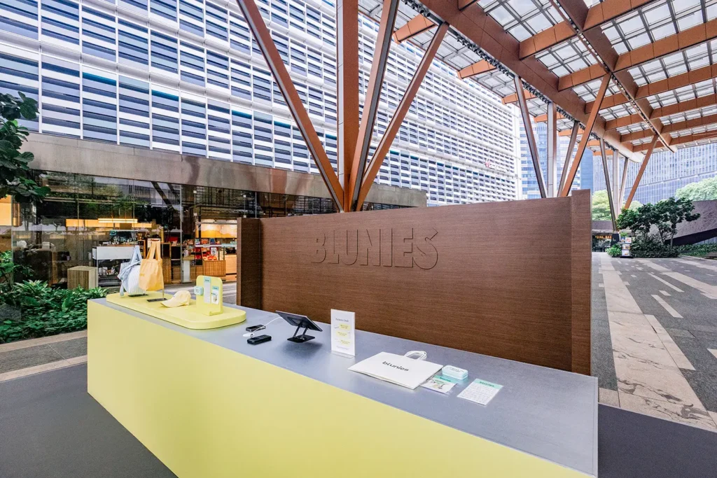 BLUNIES-VERSE IRL Pop-Up - Product Display Counter