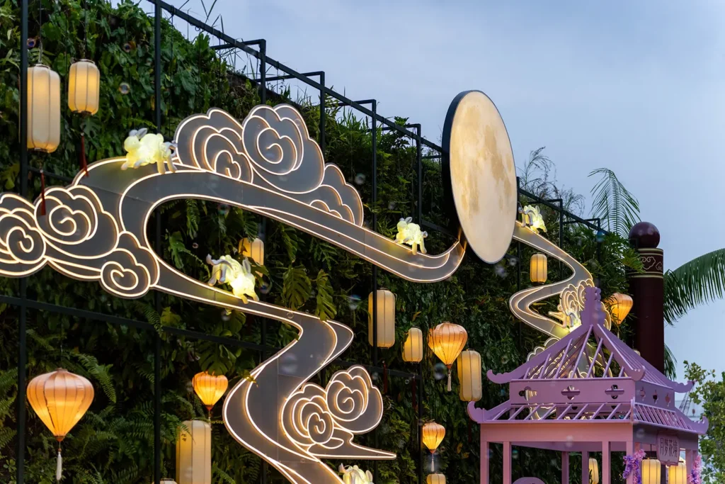 Moonlit Wonder at Pasir Ris Mall - Centrepiece Backdrop Close-Up