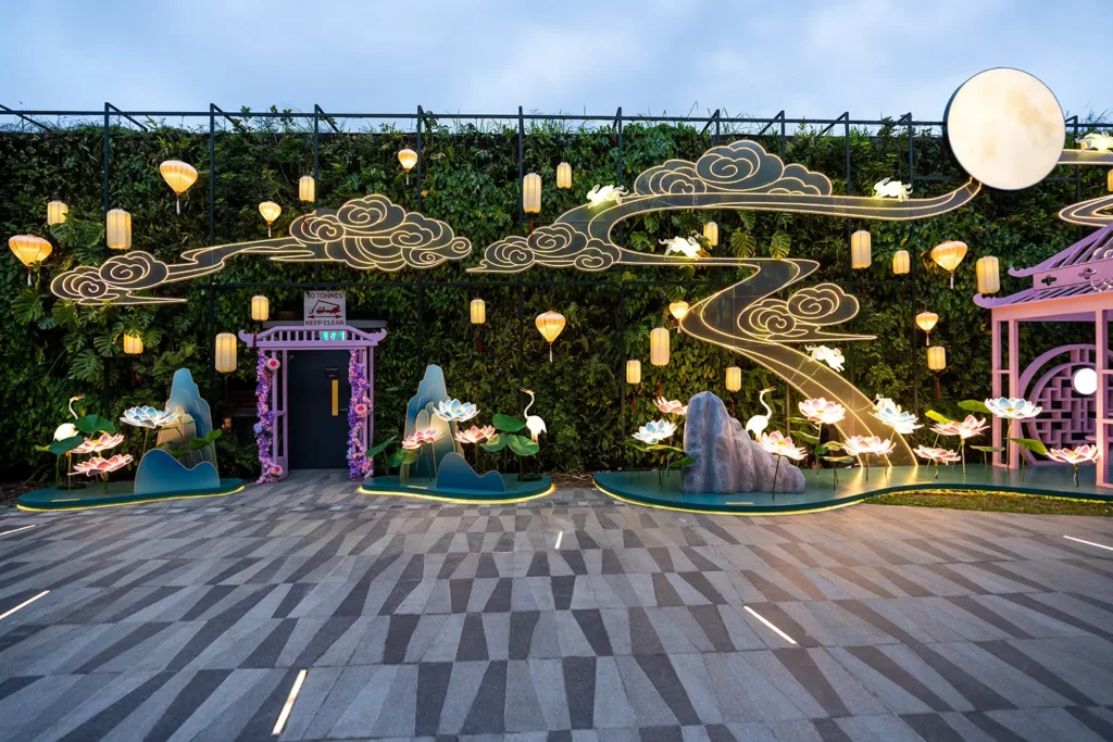 Moonlit Wonder at Pasir Ris Mall - Centrepiece Backdrop